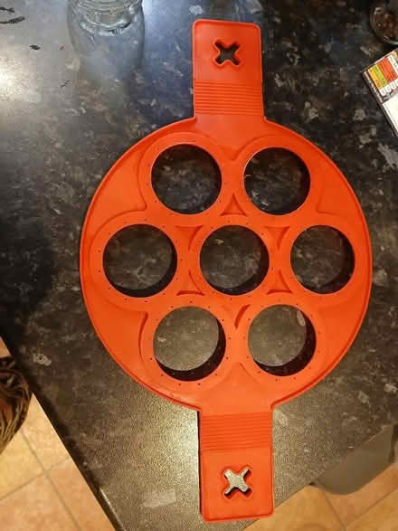 Photo of free Silicon pancake mould (Parkwood Rainham ME8) #2