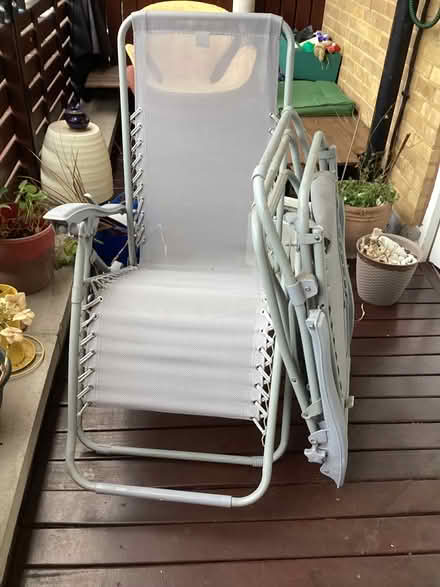 Photo of free 2 x sun loungers (Wandsworth SW18) #1