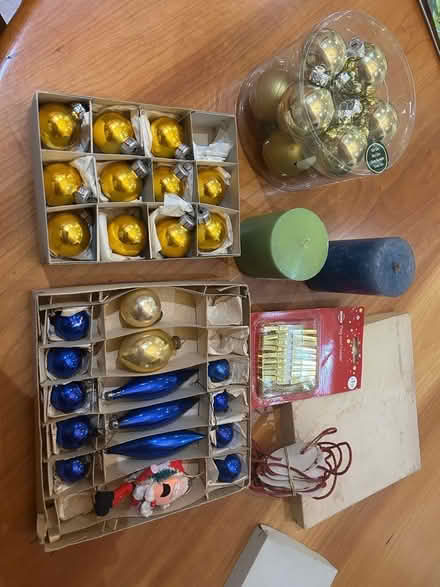 Photo of free Christmas decorations (Cropston LE7) #1