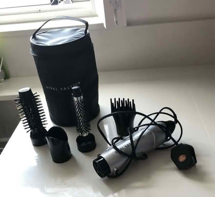 Photo of free Hair Styler/dryer (Selsey PO20) #1