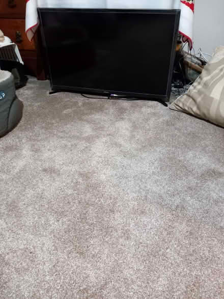 Photo of free 32" flat screen TV (Taunton town centre) #1