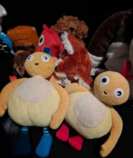 Photo of free Twirlywoos and other soft toys (Leith EH6) #3