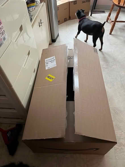 Photo of free Large cardboardbox (bank and walkely) #1