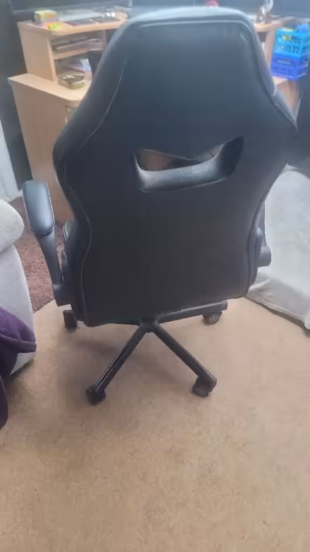 Photo of free Computer/Gaming Chair (Overstone Lodge) #2