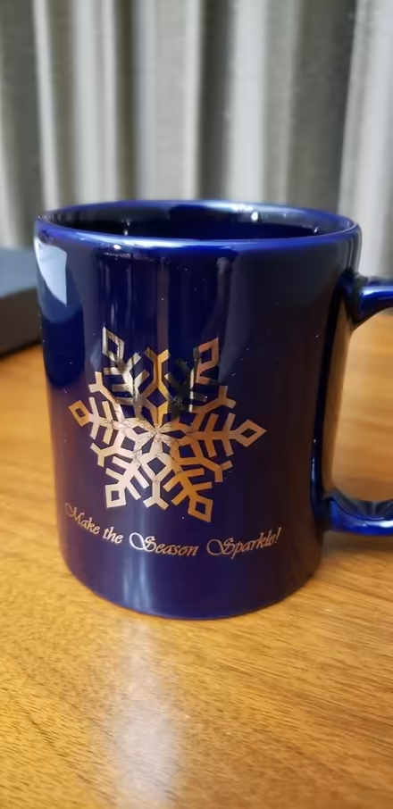 Photo of free Xmas mug (Kenson Park) #1