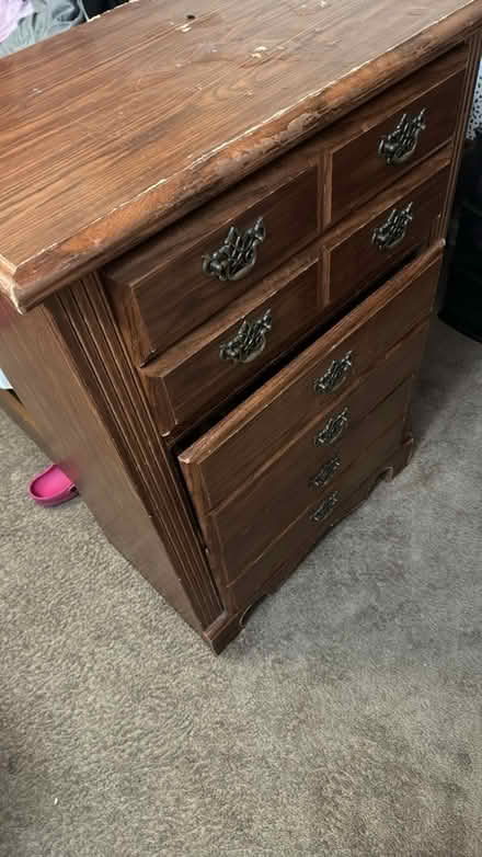 Photo of free Dresser (20017) #1