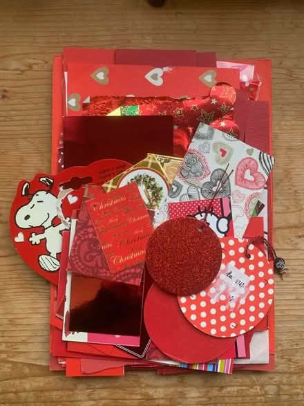 Photo of free Scrap paper various colours (Fleetwood FY7) #3