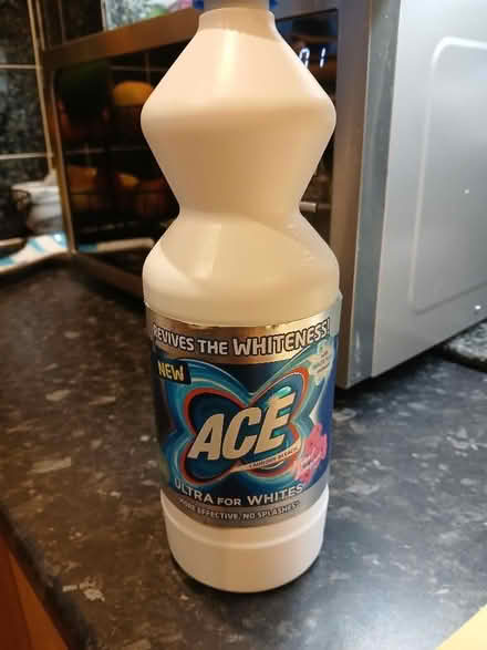Photo of free ACE Laundry Bleach (Parkwood Rainham ME8) #1