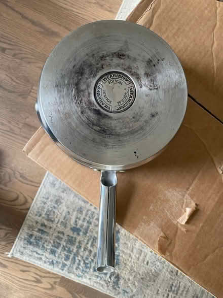 Photo of free Wear ever 3 quart pan (Vienna) #1