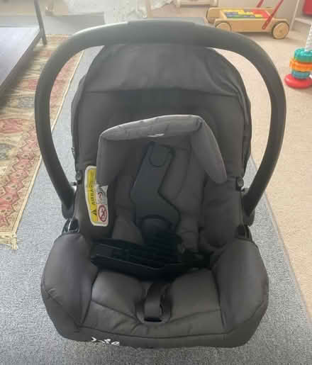 Photo of free Joie I snug 2.0 car seat (infant) (Balham SW12) #1