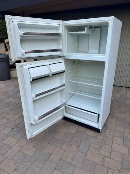 Photo of free Used working refrigerator (Pasadena 91107) #2