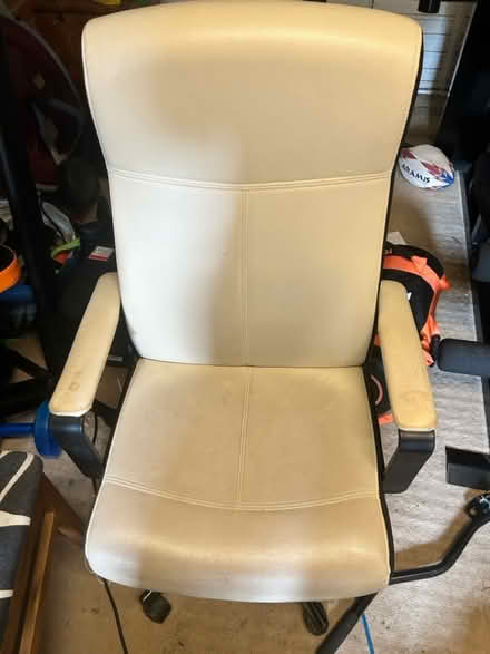 Photo of free Office chair (GU14) #1