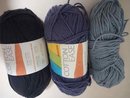 Photo of free Yarn 50\50 cotton & acrylic (Suffern - Jersey Ave) #1