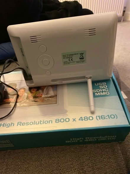 Photo of free Digital photo frame (B29) #4