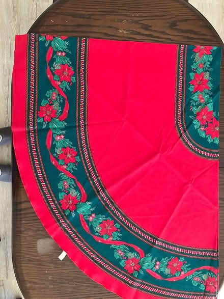 Photo of free Christmas table cloth (Havant PO9) #2