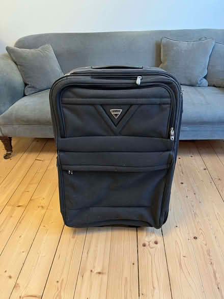 Photo of free Antler Wheeled Suitcase (Craiglockhart EH14) #1