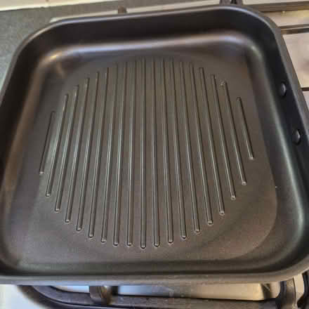 Photo of free Square non stick griddle pan (M33 4ET) #1
