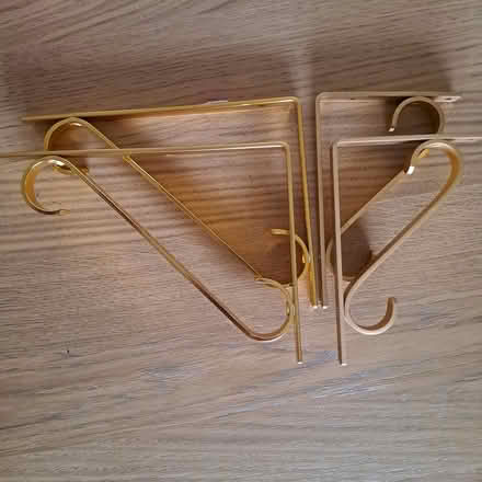 Photo of free shelf support brackets (SK10) #1