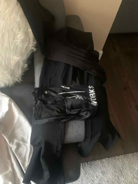 Photo of free Women’s clothes sz M 28 (West san jose) #1