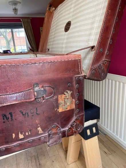 Photo of free Vintage leather trunk (Norbiton KT2) #4