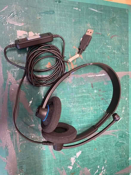 Photo of free Sennheiser usb headset and mic (Stroud GL5) #1