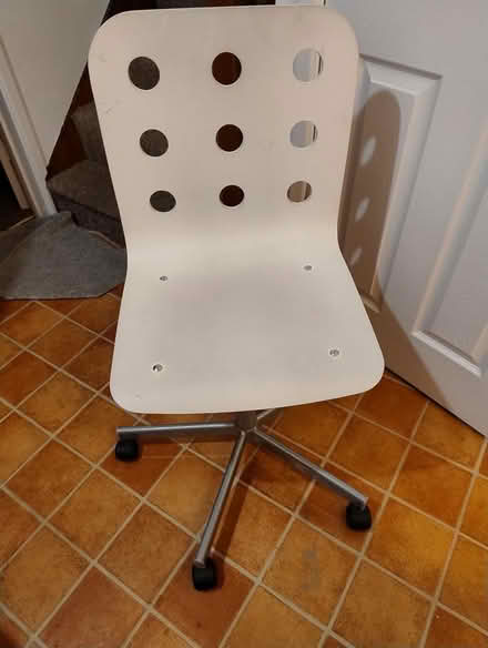 Photo of free Table with Drawer and chair (PE11) #2