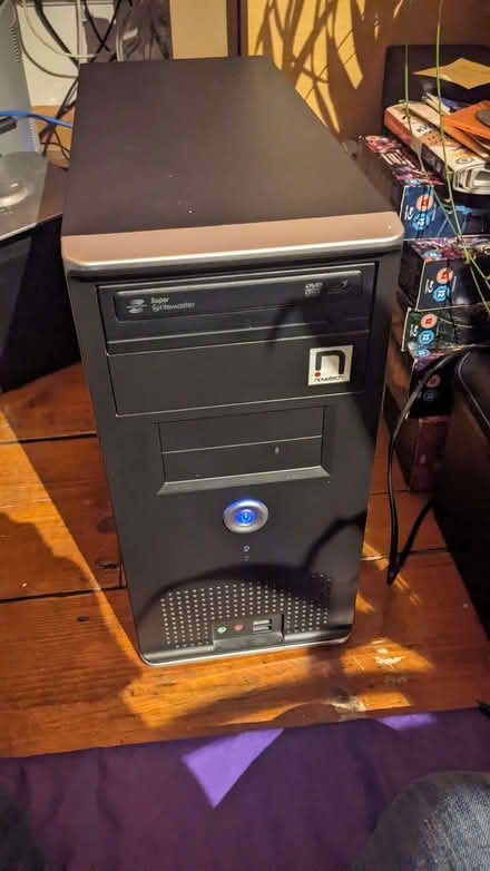 Photo of free Windows 10 64-bit PC (Winchester SO22) #1