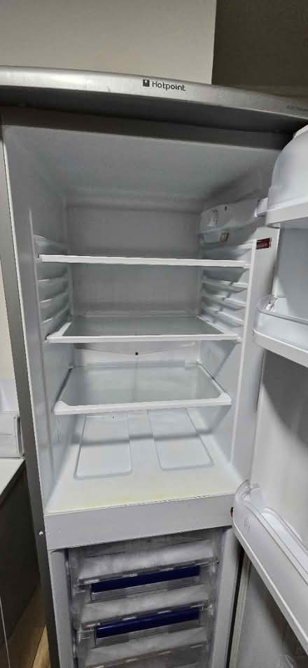 Photo of free Hotpoint Refrigerator Fridge RFA52 (DA6) #3