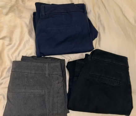 Photo of free Old Navy Women’s Pixie Pants size 8 (near Downtown Menlo Park) #1