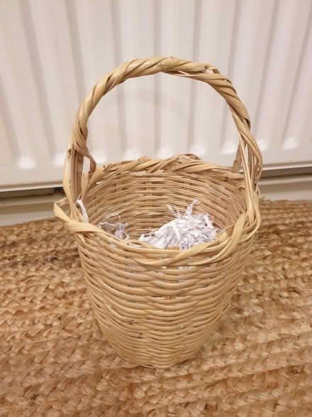 Photo of free Gift, Wine Basket (Surbiton, KT6) #1