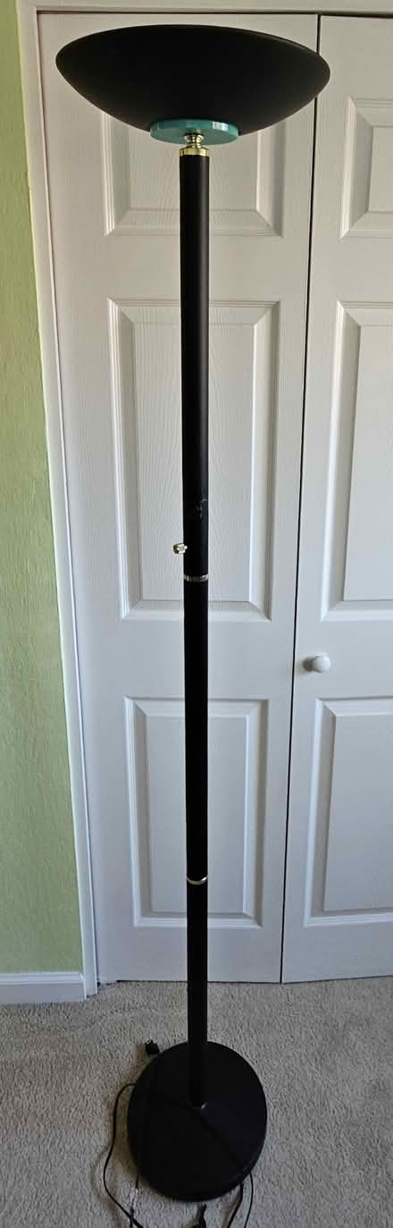 Photo of free Torchiere lamp in good condition (south los altos) #1