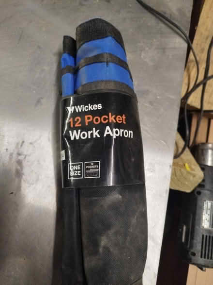Photo of free Work apron (Walton on Thames KT12) #1