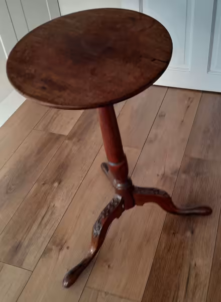 Photo of free victorian wooden side table: repair (Elworth CW11) #4