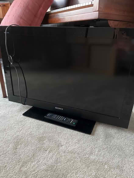 Photo of free Sony tv (Leckhampton) #1