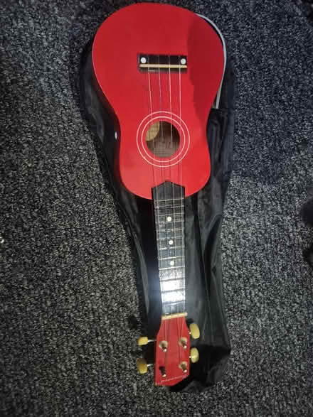 Photo of free Ukelele (overton) #1