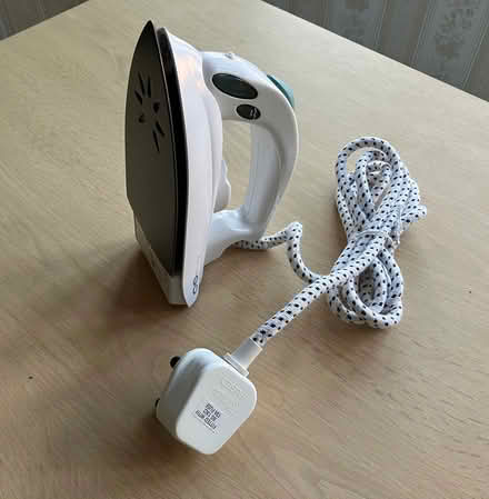 Photo of free Travelling steam iron (Havant PO9) #1