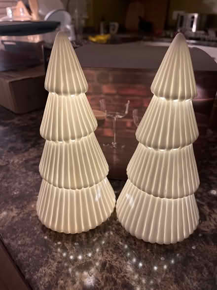 Photo of free Light Up Christmas Tree (x2) (AL1) #2