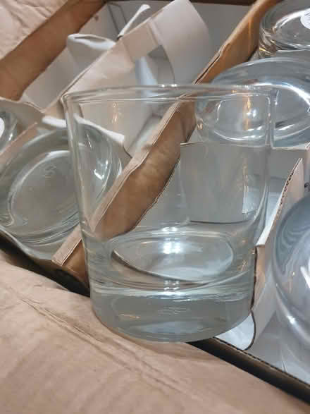Photo of free Tumblers x8 New (MK402NB) #1