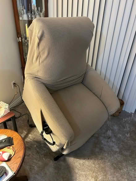 Photo of free Lift Chair (Southeast Glendora) #4