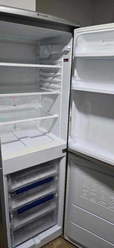 Photo of free Hotpoint Refrigerator Fridge RFA52 (DA6) #4