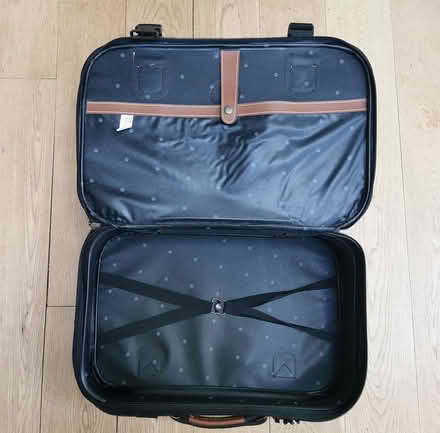 Photo of free Small vintage suitcase (E4) #2