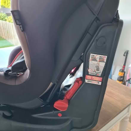 Photo of free Mothercare Car Seat - 9-18kg Child (Muirhouse EH4) #2