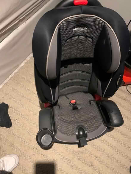 Photo of free Car seat (SW16) #4