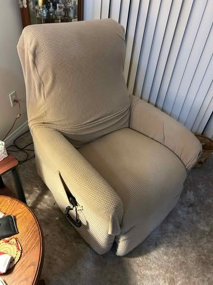 Photo of free Lift Chair (Southeast Glendora) #1