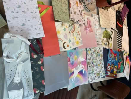 Photo of free Over 20 gifts bags (Tunbridge Wells TN2) #1
