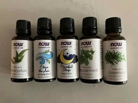Photo of free essential oils (NoHo 10012) #1