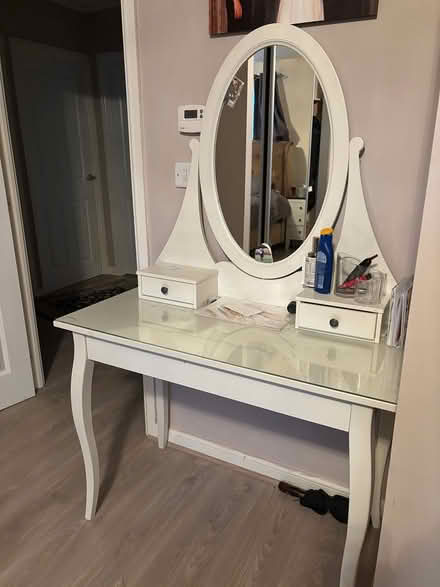 Photo of free Dressing table (KT19 8fu) #1