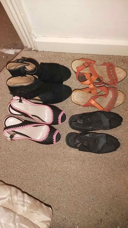 Photo of free Size 5 shoes (Hastings TN34) #1