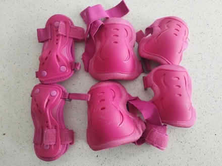 Photo of free Children's protectors size Medium (Walton on Thames KT12) #1