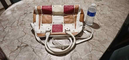 Photo of free Woman's bag (HA9) #1